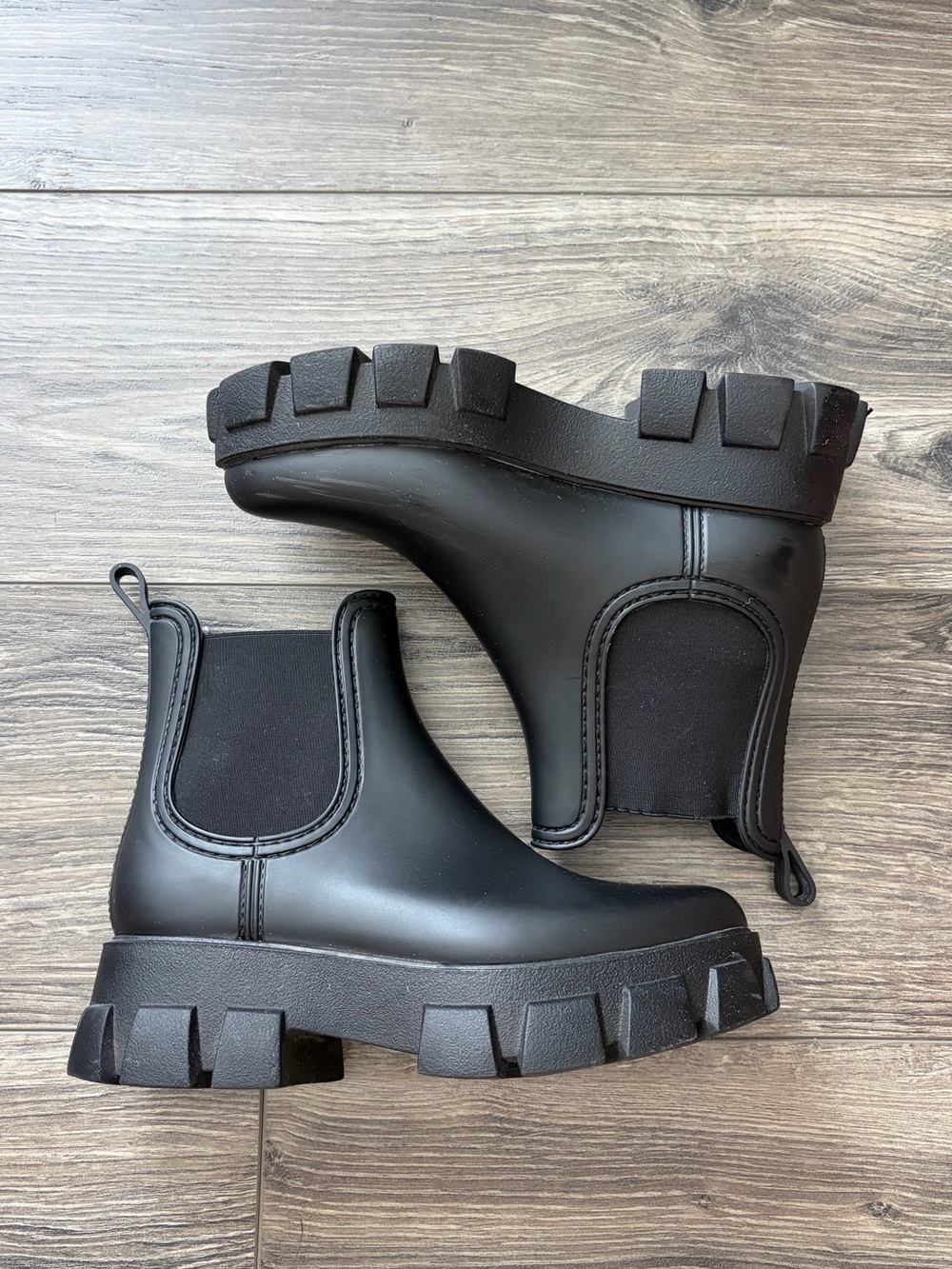 Jeffrey Campbell Black Chunky Chelsea Lug Ankle Boots Water Resistant